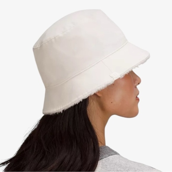 LULULEMON New Year Bucket Hat Reversible Hat Rabbit Bunny Fleece Size‎ M/L - Picture 4 of 16